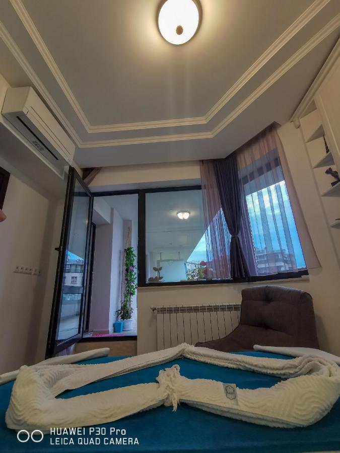 Luxury Apartments Alix Бургас Екстериор снимка